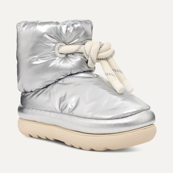 EUC - UGG Classic Maxi Short Metallic Size - 6 - Picture 1 of 8